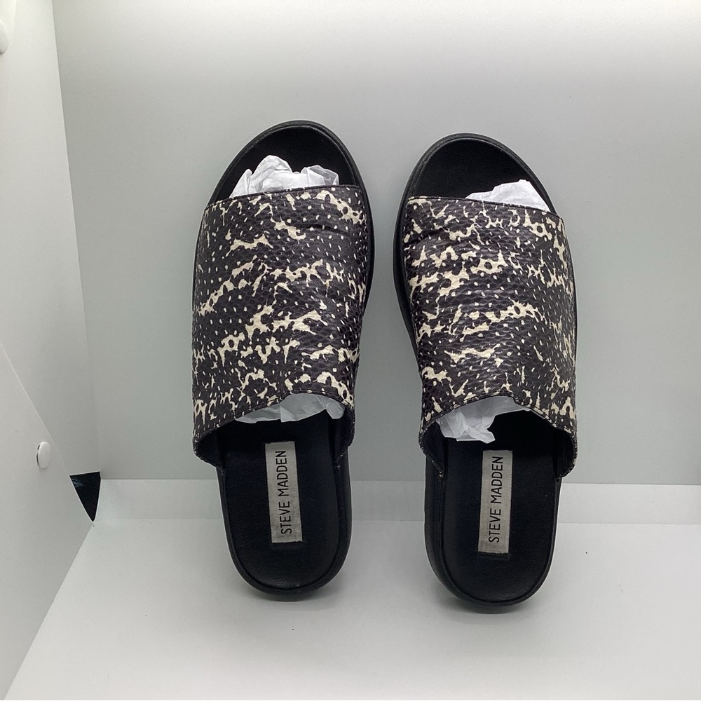 Steve Madden | size: 8.5 | color: Black and White